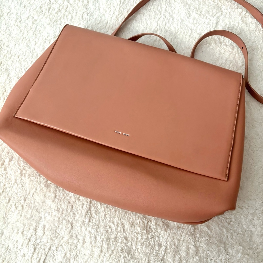 PIXIE MOOD Apricot Beige Convertible 15 in Laptop MacBook Backpack Messenger Bag - Picture 3 of 5
